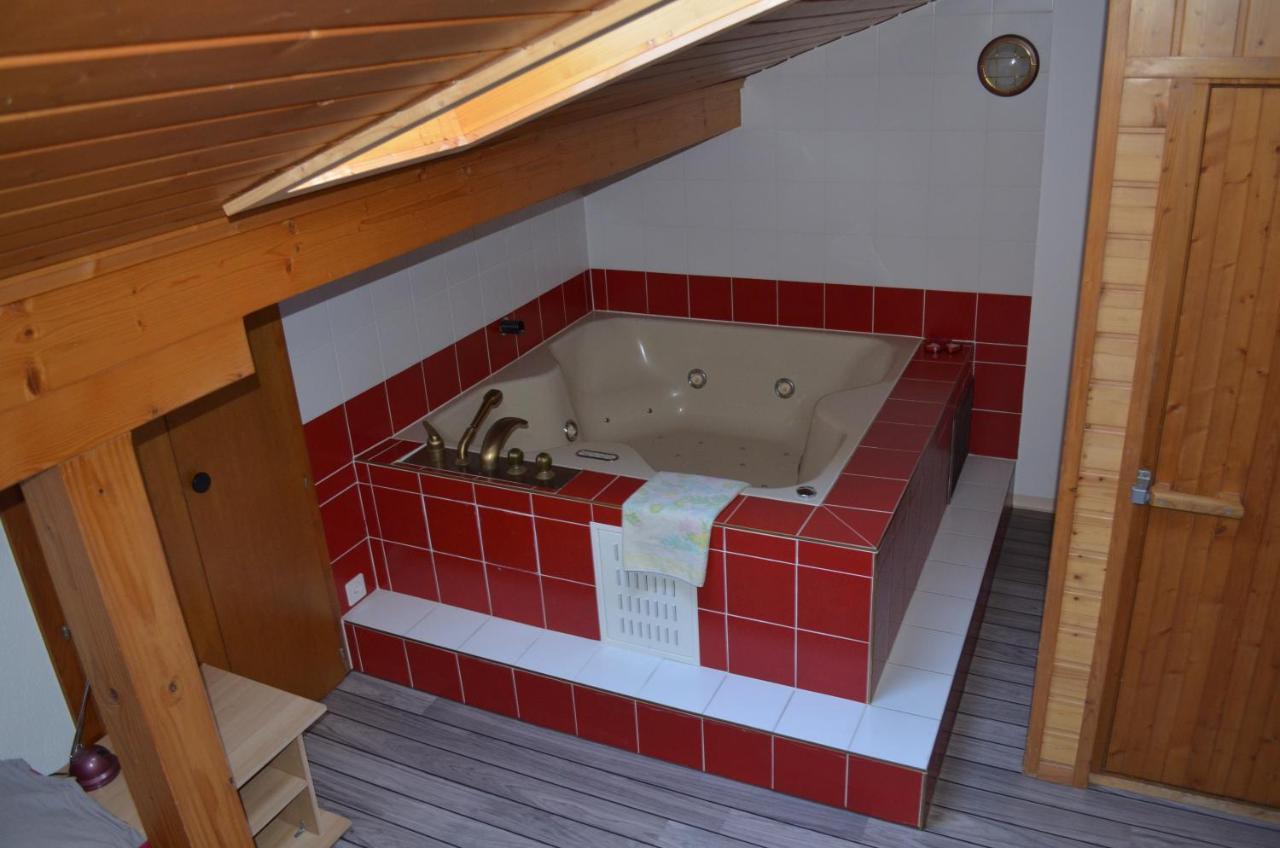 Logement Chez L'Habitant Etage Independant 格荣 外观 照片
